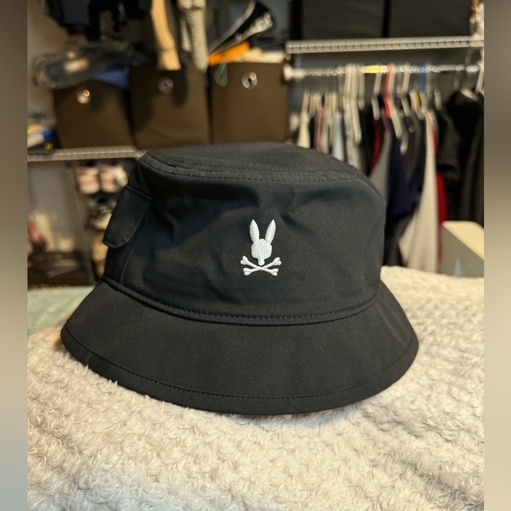 Psycho Bunny bucket hat